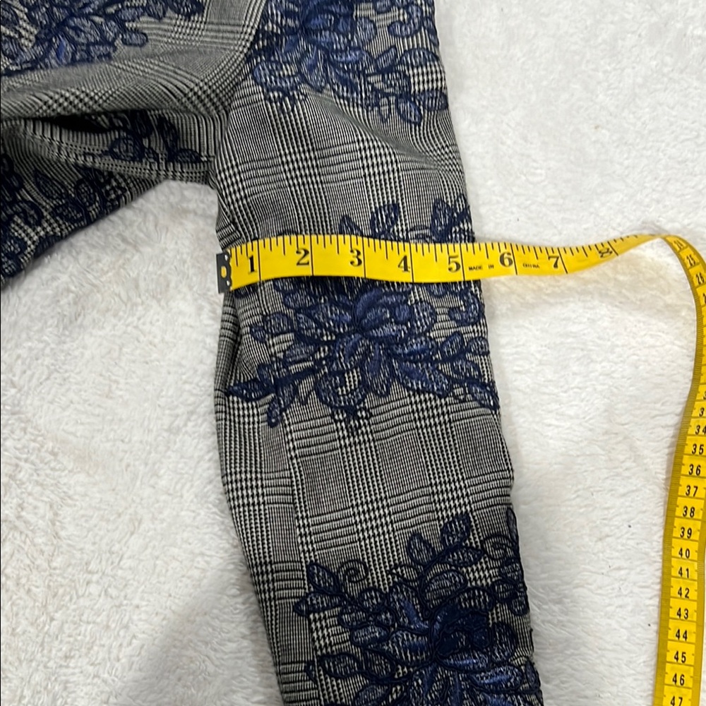 Zara Basic Collection Plaid Floral Embroidered Blazer/Jacket, Small - Picture 8 of 11